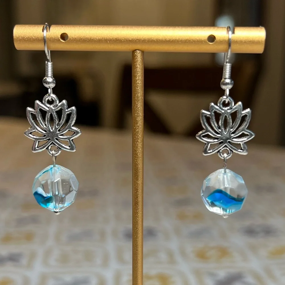 NWOT - Silver and Blue Lotus Earrings